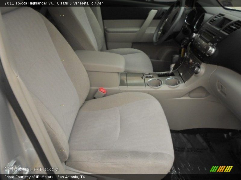 Classic Silver Metallic / Ash 2011 Toyota Highlander V6