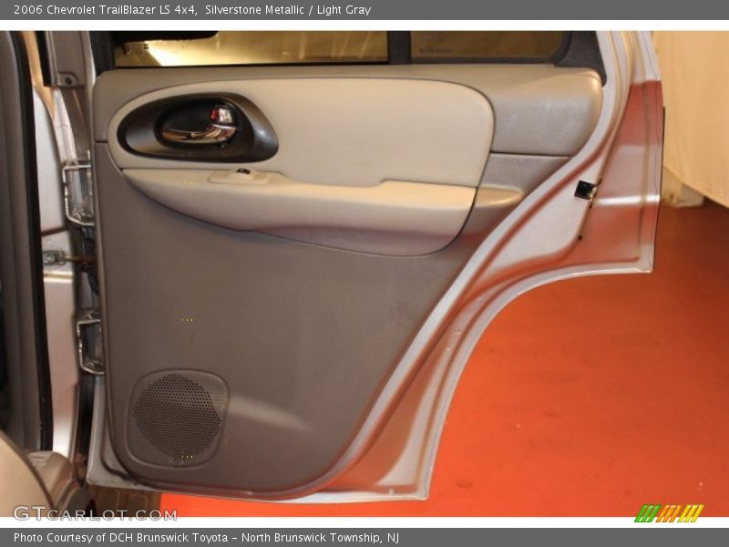 Silverstone Metallic / Light Gray 2006 Chevrolet TrailBlazer LS 4x4