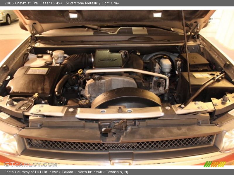 Silverstone Metallic / Light Gray 2006 Chevrolet TrailBlazer LS 4x4