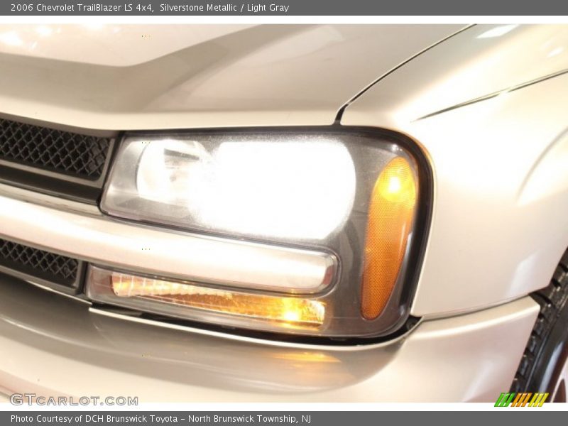 Silverstone Metallic / Light Gray 2006 Chevrolet TrailBlazer LS 4x4