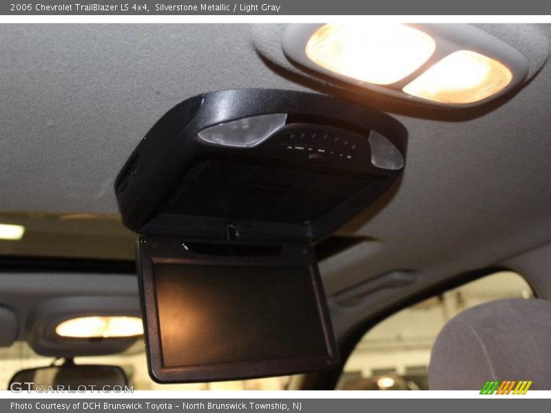 Silverstone Metallic / Light Gray 2006 Chevrolet TrailBlazer LS 4x4