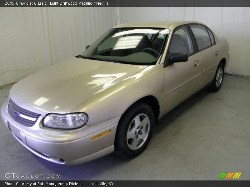 Light Driftwood Metallic / Neutral 2005 Chevrolet Classic