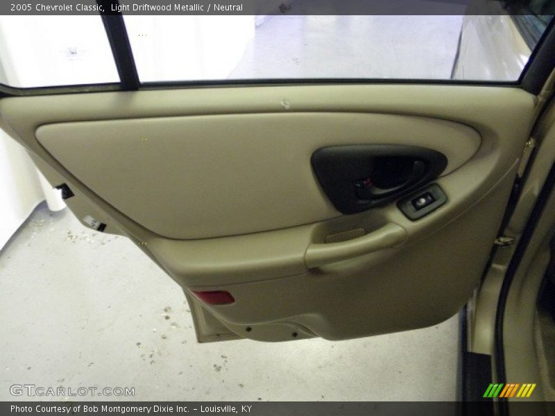Light Driftwood Metallic / Neutral 2005 Chevrolet Classic