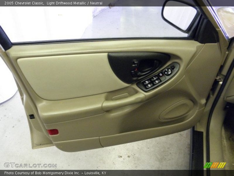Light Driftwood Metallic / Neutral 2005 Chevrolet Classic