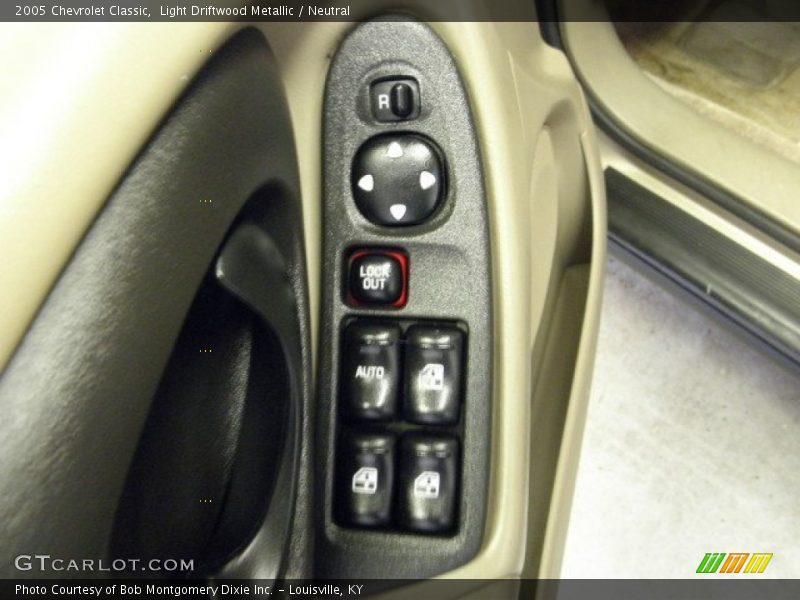 Light Driftwood Metallic / Neutral 2005 Chevrolet Classic