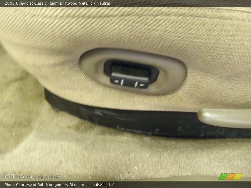 Light Driftwood Metallic / Neutral 2005 Chevrolet Classic