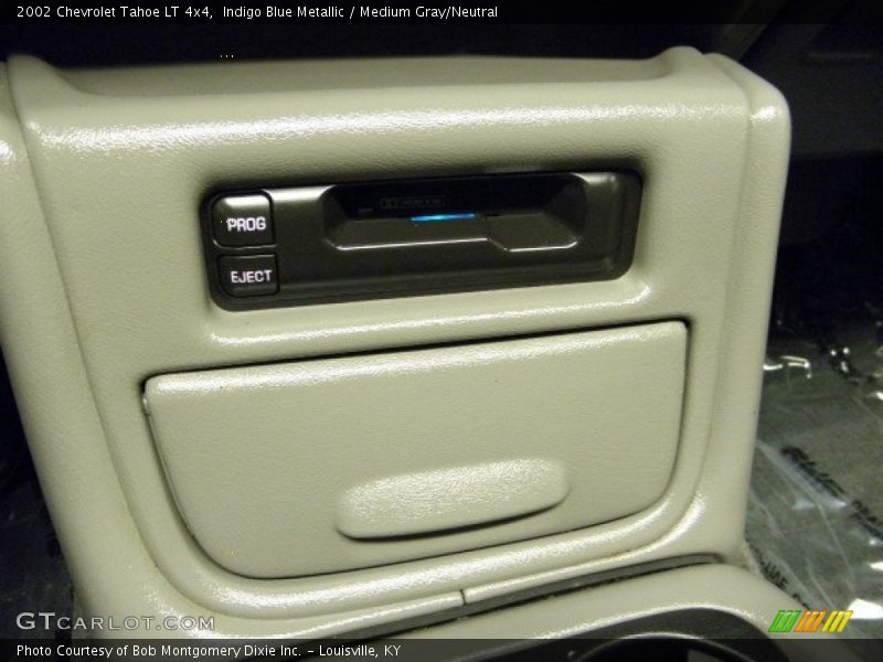Indigo Blue Metallic / Medium Gray/Neutral 2002 Chevrolet Tahoe LT 4x4