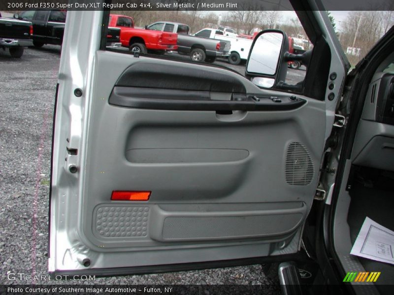 Silver Metallic / Medium Flint 2006 Ford F350 Super Duty XLT Regular Cab 4x4