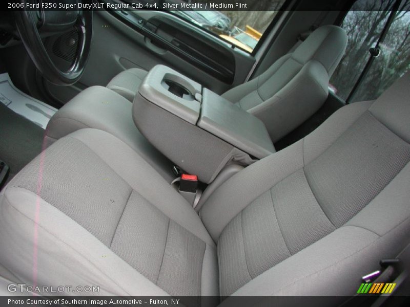 Silver Metallic / Medium Flint 2006 Ford F350 Super Duty XLT Regular Cab 4x4