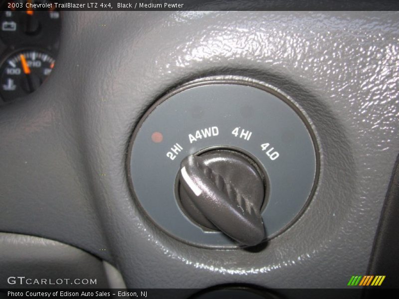 Black / Medium Pewter 2003 Chevrolet TrailBlazer LTZ 4x4