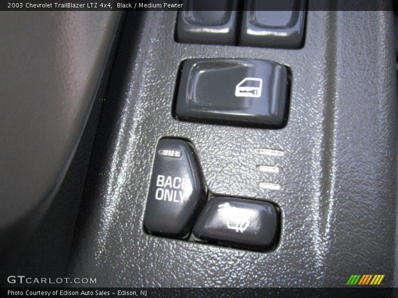 Black / Medium Pewter 2003 Chevrolet TrailBlazer LTZ 4x4