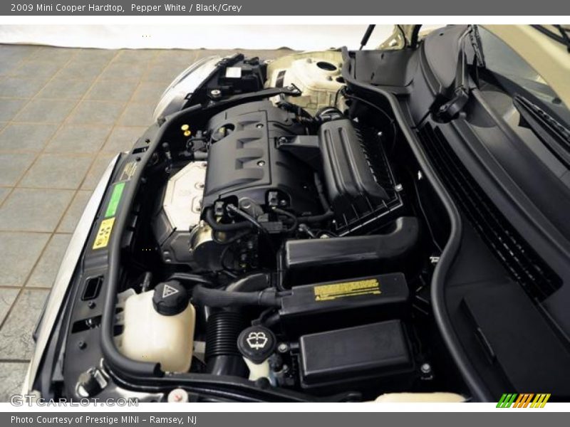 Pepper White / Black/Grey 2009 Mini Cooper Hardtop