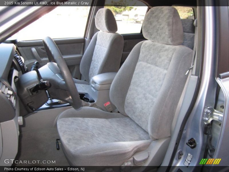 Front Seat of 2005 Sorento LX 4WD