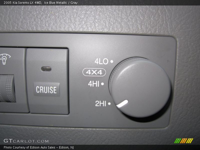 Ice Blue Metallic / Gray 2005 Kia Sorento LX 4WD