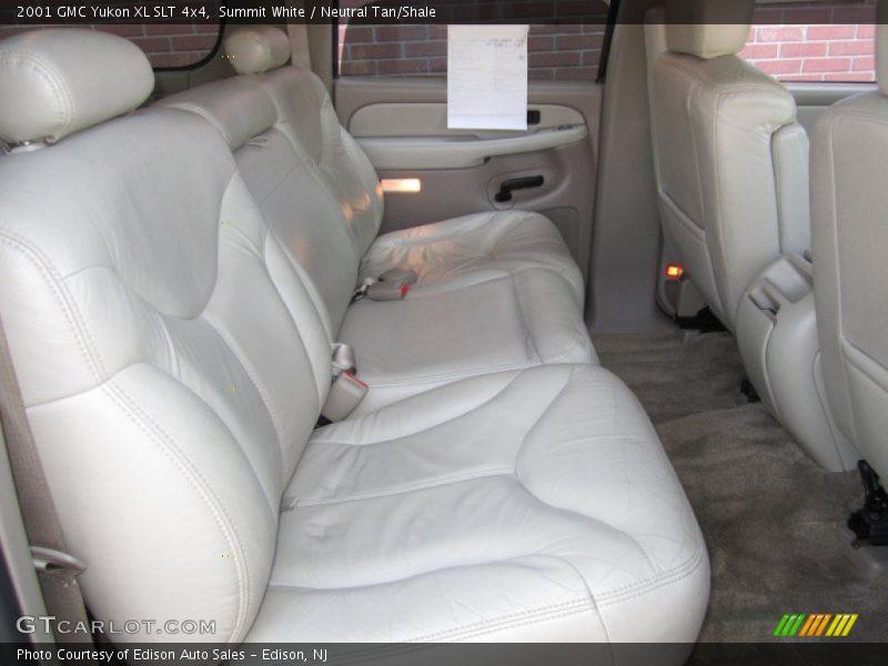 Rear Seat of 2001 Yukon XL SLT 4x4
