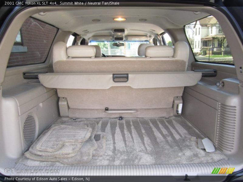 2001 Yukon XL SLT 4x4 Trunk