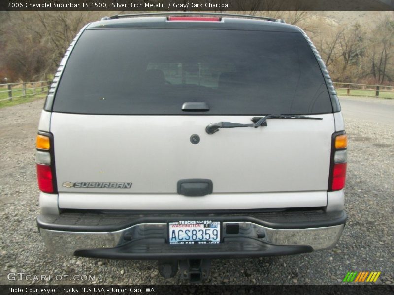 Silver Birch Metallic / Gray/Dark Charcoal 2006 Chevrolet Suburban LS 1500