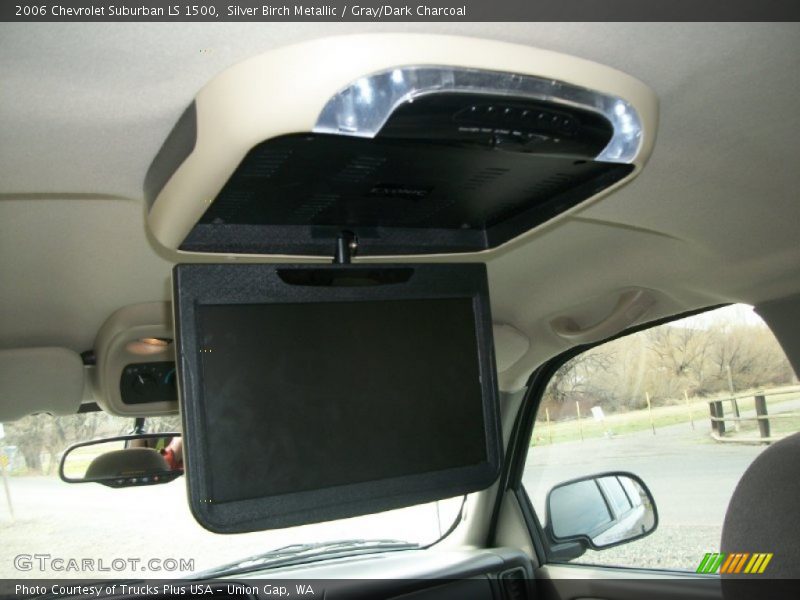 Silver Birch Metallic / Gray/Dark Charcoal 2006 Chevrolet Suburban LS 1500