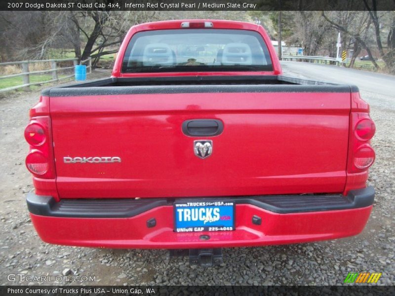 Inferno Red Crystal Pearl / Medium Slate Gray 2007 Dodge Dakota ST Quad Cab 4x4