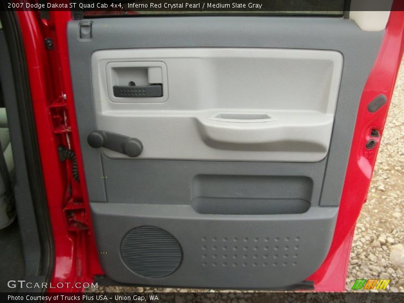 Inferno Red Crystal Pearl / Medium Slate Gray 2007 Dodge Dakota ST Quad Cab 4x4