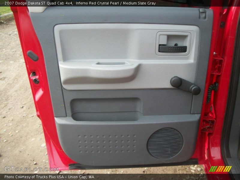 Inferno Red Crystal Pearl / Medium Slate Gray 2007 Dodge Dakota ST Quad Cab 4x4
