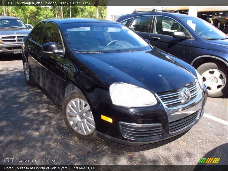 Black / Titan Black 2010 Volkswagen Jetta S Sedan