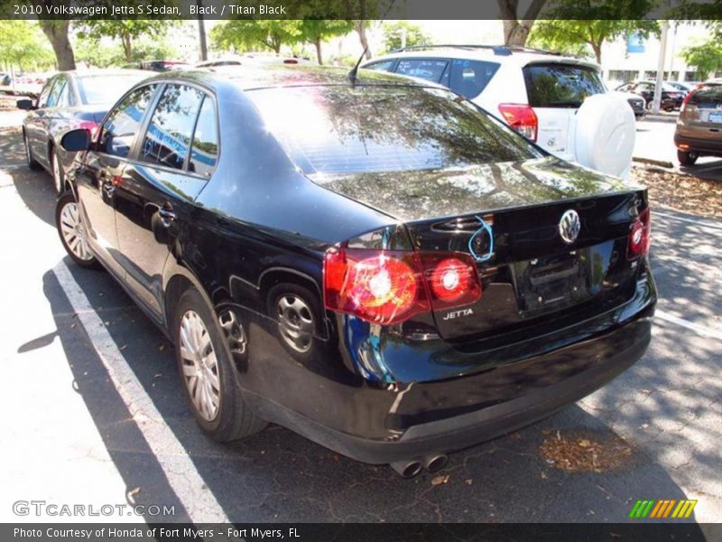 Black / Titan Black 2010 Volkswagen Jetta S Sedan