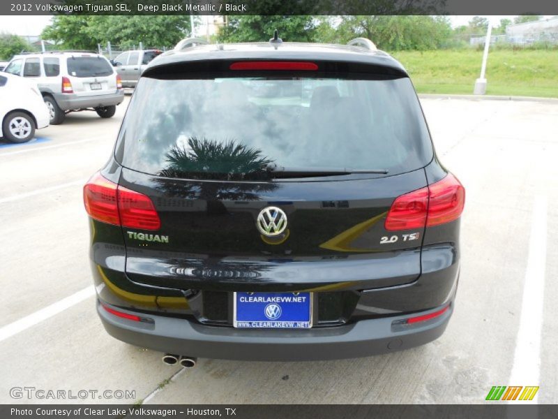Deep Black Metallic / Black 2012 Volkswagen Tiguan SEL
