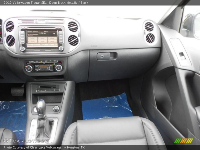 Deep Black Metallic / Black 2012 Volkswagen Tiguan SEL