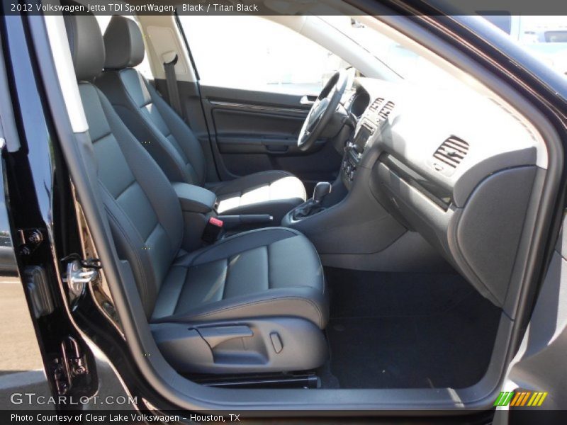 Black / Titan Black 2012 Volkswagen Jetta TDI SportWagen