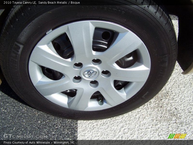 Sandy Beach Metallic / Bisque 2010 Toyota Camry LE