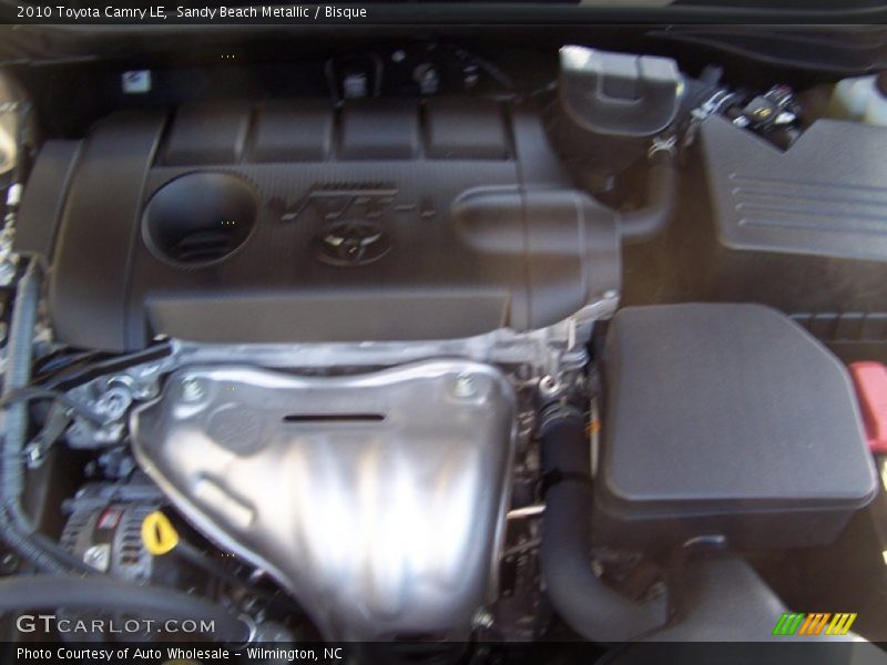 Sandy Beach Metallic / Bisque 2010 Toyota Camry LE