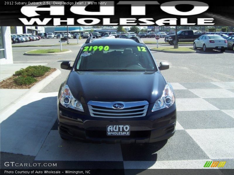 Deep Indigo Pearl / Warm Ivory 2012 Subaru Outback 2.5i