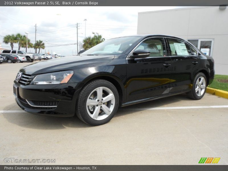 Black / Cornsilk Beige 2012 Volkswagen Passat 2.5L SE