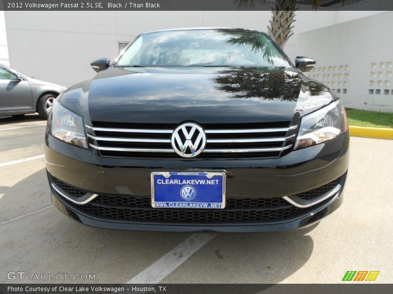 Black / Titan Black 2012 Volkswagen Passat 2.5L SE