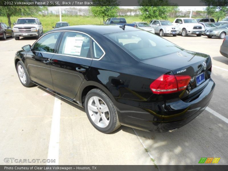 Black / Titan Black 2012 Volkswagen Passat 2.5L SE