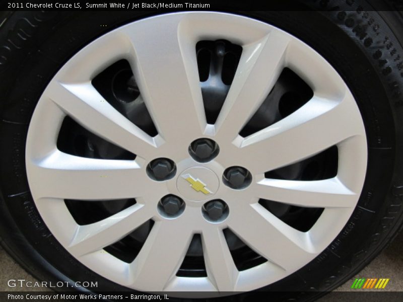  2011 Cruze LS Wheel