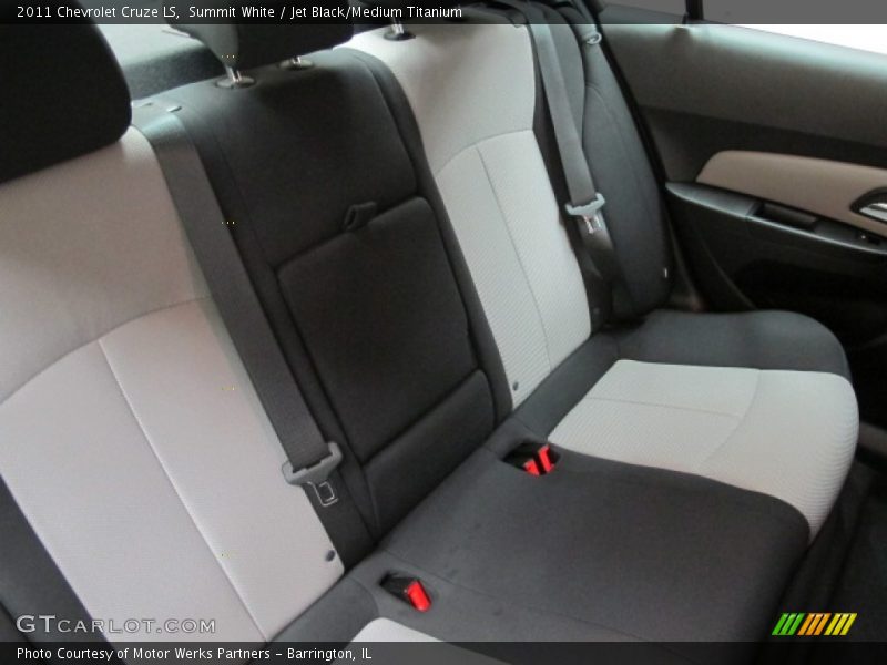 Summit White / Jet Black/Medium Titanium 2011 Chevrolet Cruze LS