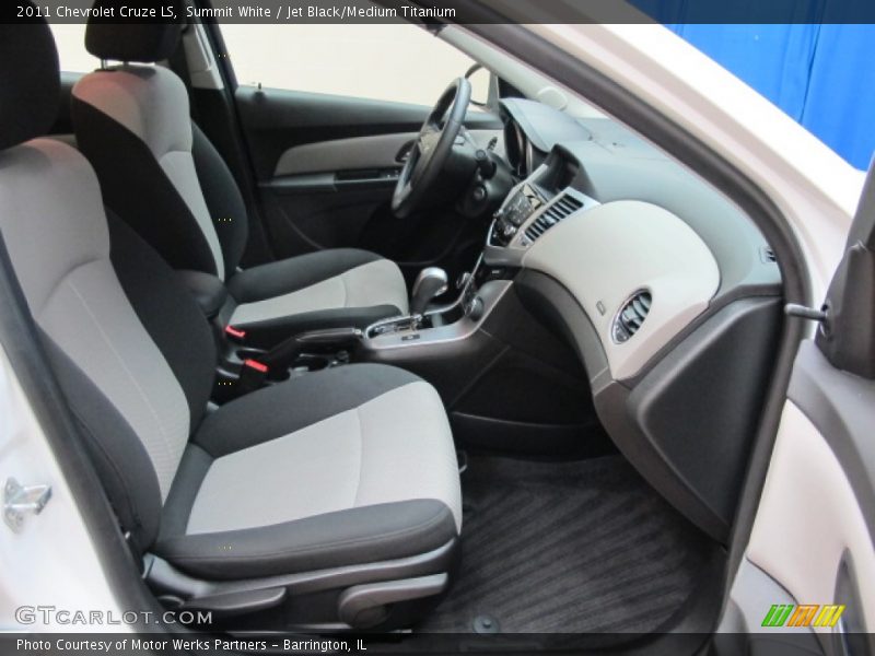 Summit White / Jet Black/Medium Titanium 2011 Chevrolet Cruze LS