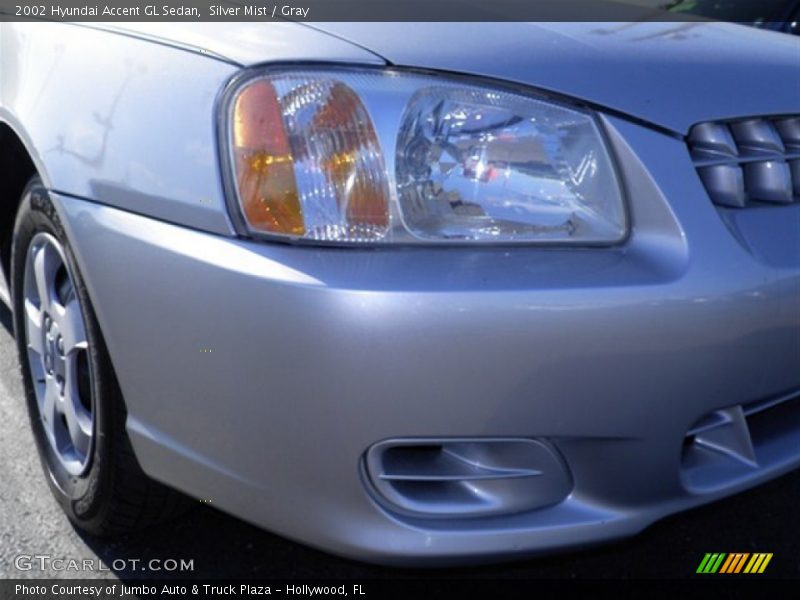 Silver Mist / Gray 2002 Hyundai Accent GL Sedan