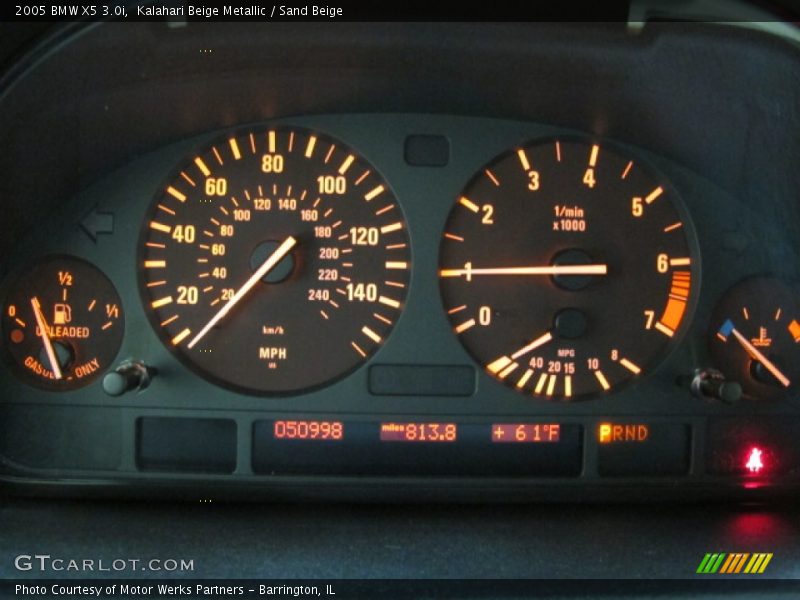 Kalahari Beige Metallic / Sand Beige 2005 BMW X5 3.0i