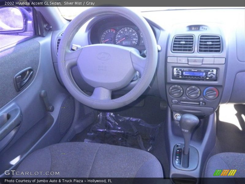 Silver Mist / Gray 2002 Hyundai Accent GL Sedan