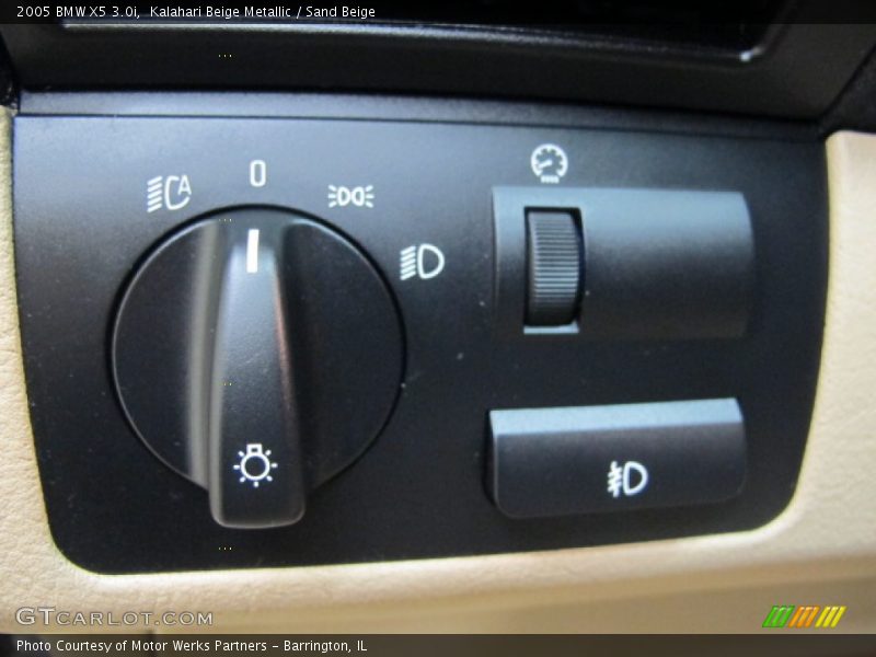 Kalahari Beige Metallic / Sand Beige 2005 BMW X5 3.0i