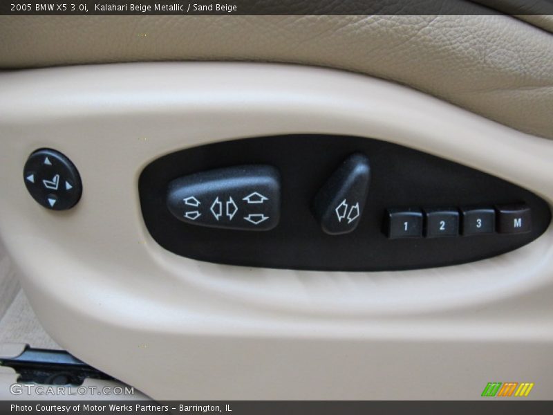 Kalahari Beige Metallic / Sand Beige 2005 BMW X5 3.0i