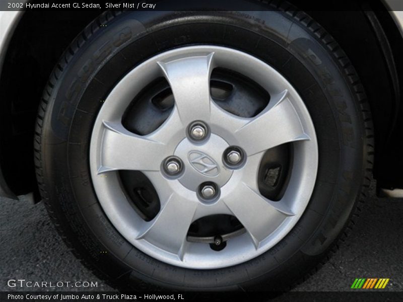 Silver Mist / Gray 2002 Hyundai Accent GL Sedan
