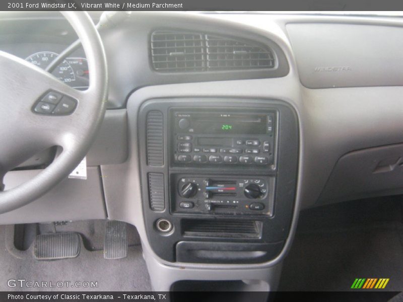 Vibrant White / Medium Parchment 2001 Ford Windstar LX