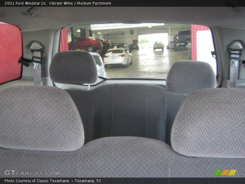 Vibrant White / Medium Parchment 2001 Ford Windstar LX