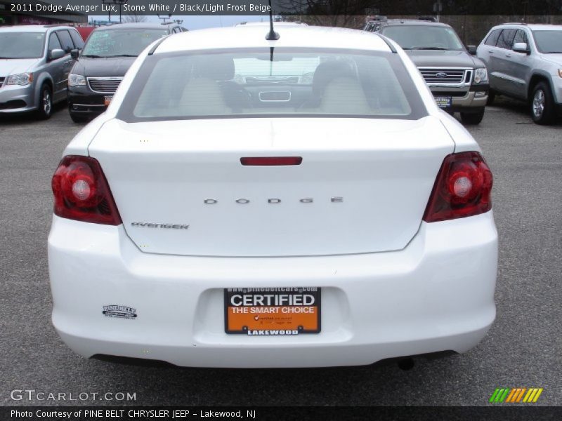 Stone White / Black/Light Frost Beige 2011 Dodge Avenger Lux