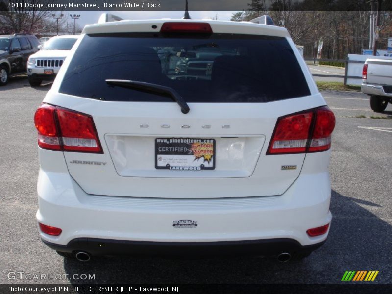 Bianco White / Black 2011 Dodge Journey Mainstreet