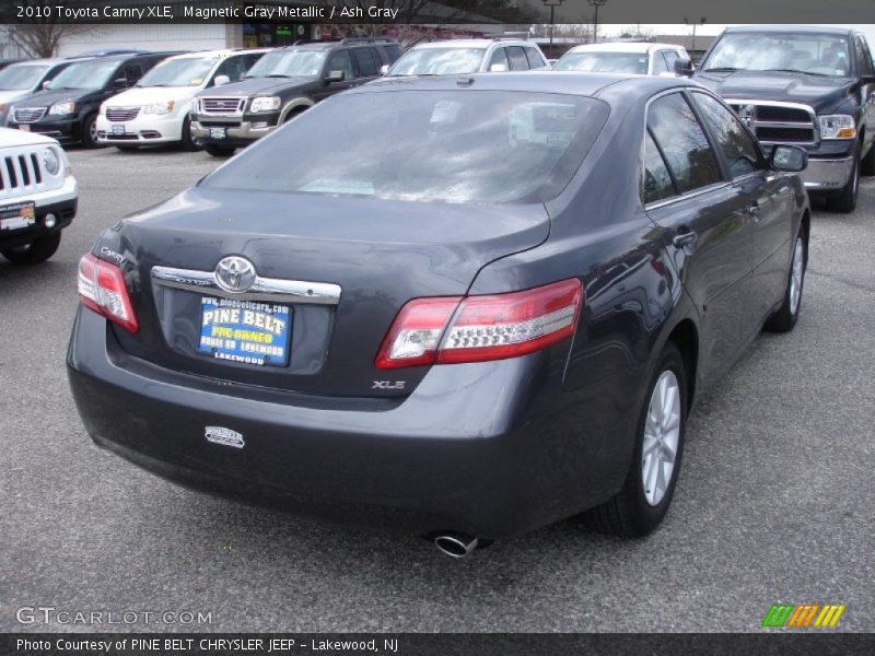 Magnetic Gray Metallic / Ash Gray 2010 Toyota Camry XLE